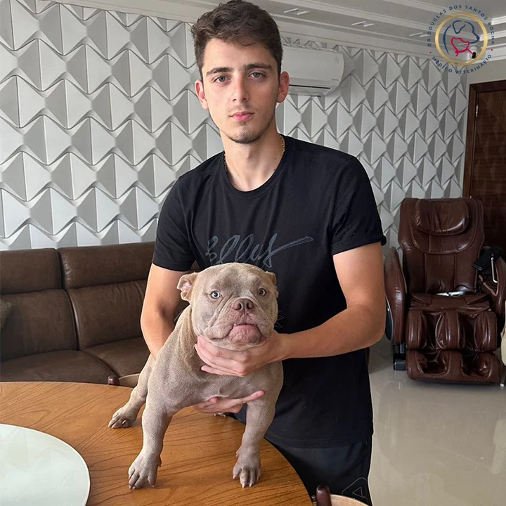 Douglas-Rocha-Medico-Veterinario.webp
